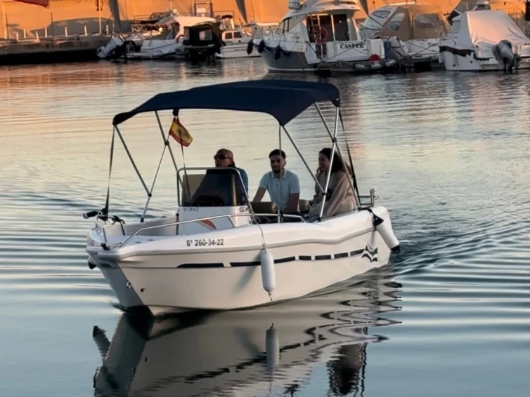 Location bateau voraz 500 à Puerto Banús sur Samboat
