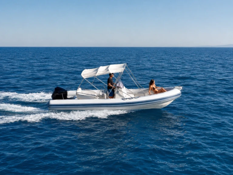 Location Semi-rigide à Bormes-les-Mimosas - Joker Boat Clubman 23