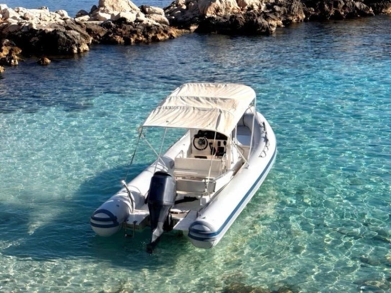 Location à La Ciotat - Joker Boat Clubman 23 sur SamBoat