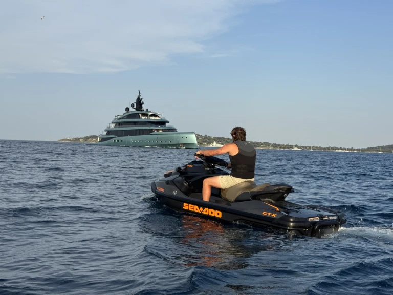 Jet ski à louer à Saint-Tropez au meilleur prix