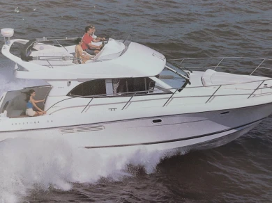 Bootsverleih Jeanneau Prestige 36 Fly Vieux Port de Cannes Samboat