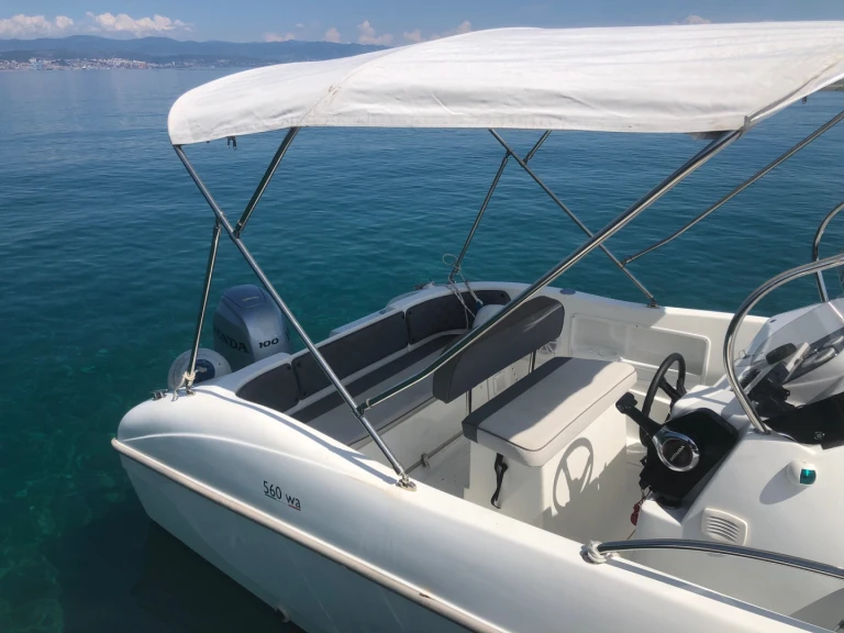 Location Bateau à moteur Saver avec permis