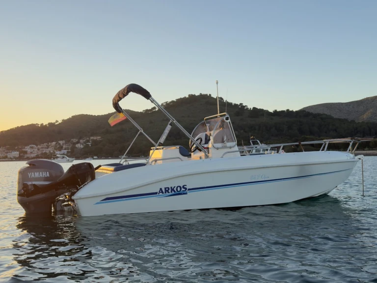 Bateau à moteur à louer à Alcúdia au meilleur prix