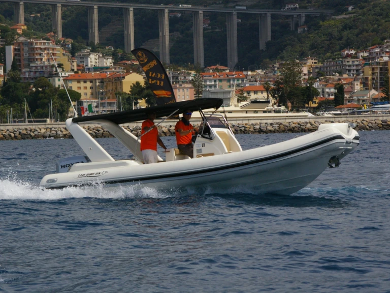 Nautica Led Nautica Led 680 a louer à Sanremo