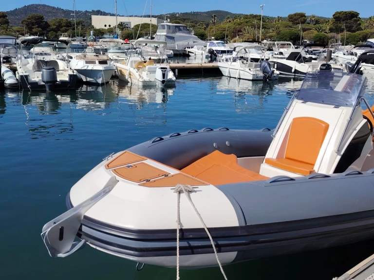 Location bateau Tiger 750 TL à France sur Samboat
