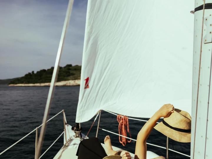 Louez un Jeanneau Jod 35 à Hvar