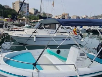 Louer Bateau à moteur avec ou sans skipper Quicksilver à Alicante