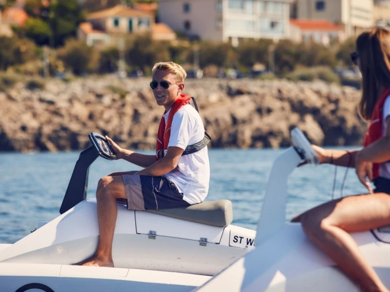 Louer Jet ski avec ou sans skipper overboat à Mandelieu-la-Napoule