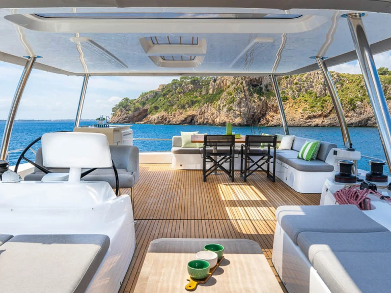 Catamaran à louer à Nisida au meilleur prix