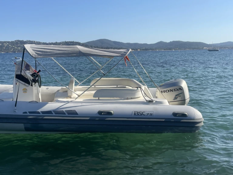 Location à Port Grimaud - Bsc BSC 75 Classic sur SamBoat