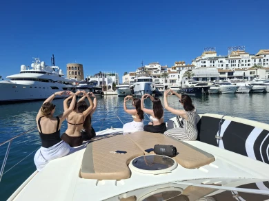 Pronájem jachty v Marbella -Princess v45 na Samboatu