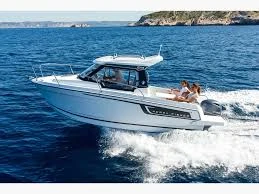 Jeanneau Merry Fisher 695 series2 a louer à Port la Forêt