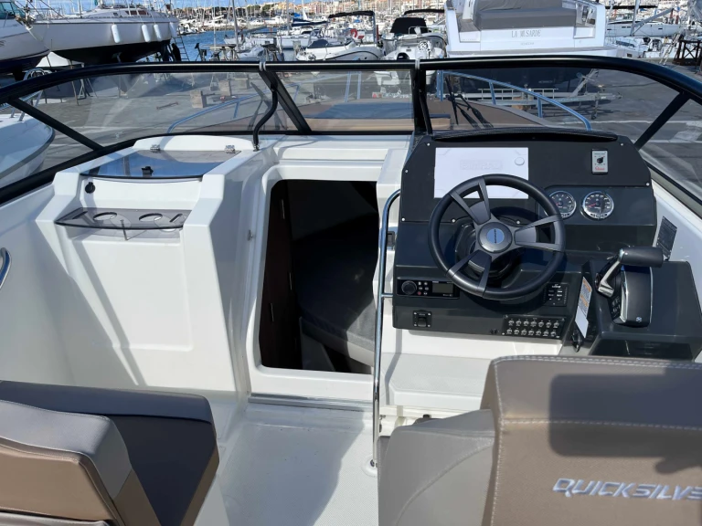 Location bateau Quicksilver Activ 805 Cruiser à La Rochelle sur Samboat