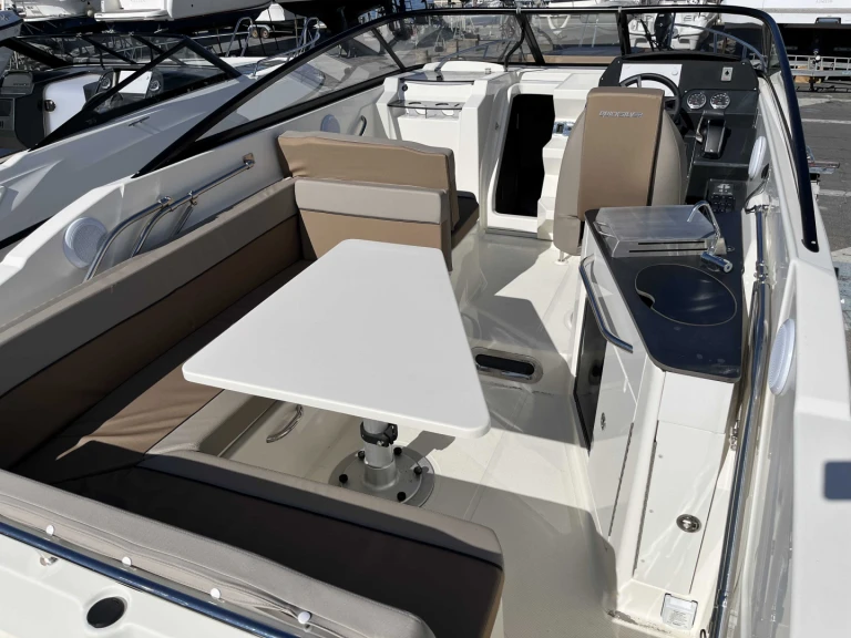 Location Bateau à moteur Quicksilver avec permis