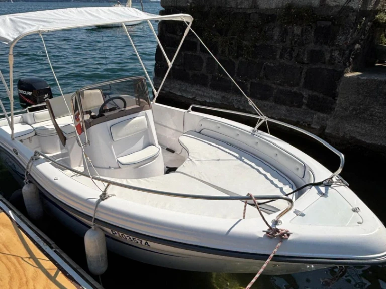 Location à Ghiffa - Ranieri Voyager 17 sur SamBoat