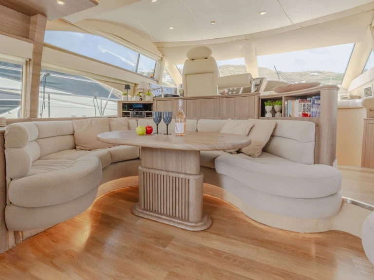 Location bateau Álimos pas cher LIMAYA