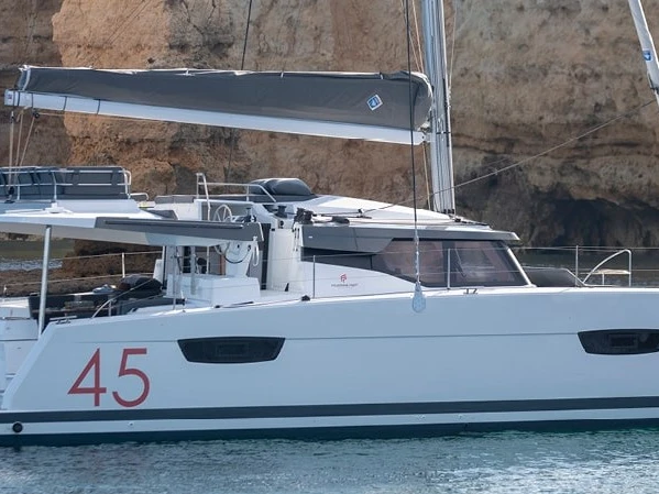 Location à Bas du Fort - Fountaine Pajot Elba 45 sur SamBoat