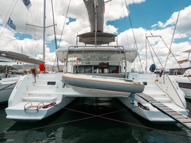 Bareboat Rental Catamaran Lagoon with a boat licence