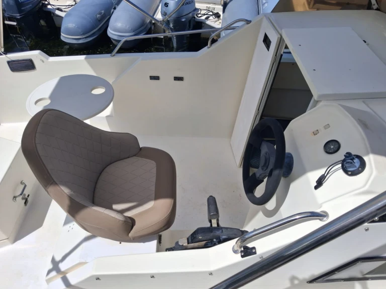 Louer Bateau à moteur avec ou sans skipper  à Sanguinet