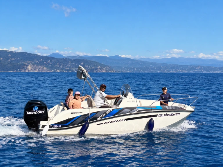 Location à Port-Camargue - Quicksilver Activ 555 Open Edition Smart sur SamBoat
