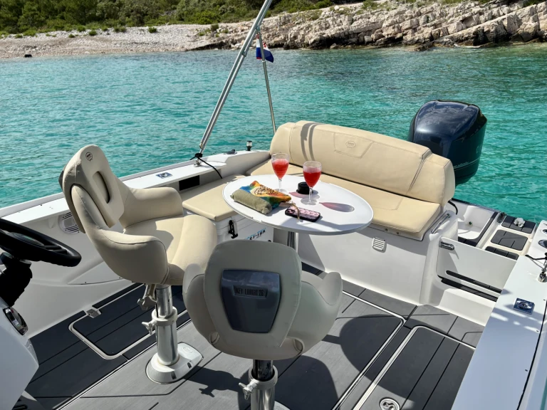 Location à Trogir - Sessa Marine Sessa Marine Key Largo 20 sur SamBoat
