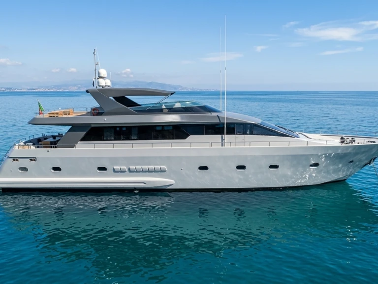 Location Yacht à Cannes - Falcon 82S