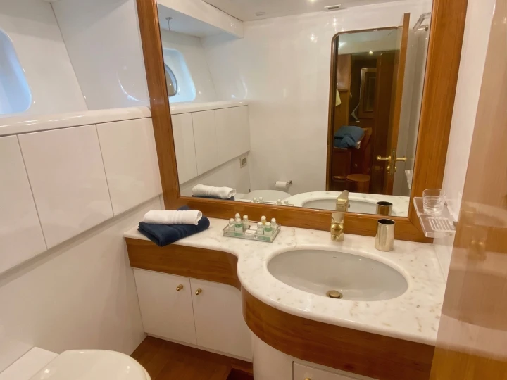 Location bateau Falcon 82S à Cannes sur Samboat