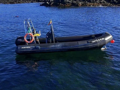 Alquiler Las Galletas - Zodiac Explorer 640 en SamBoat
