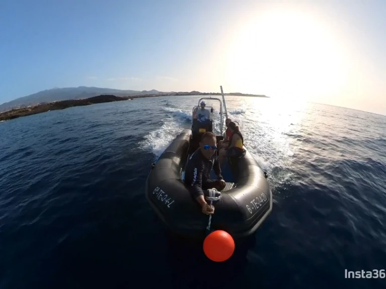 Location bateau Las Galletas pas cher Explorer 640