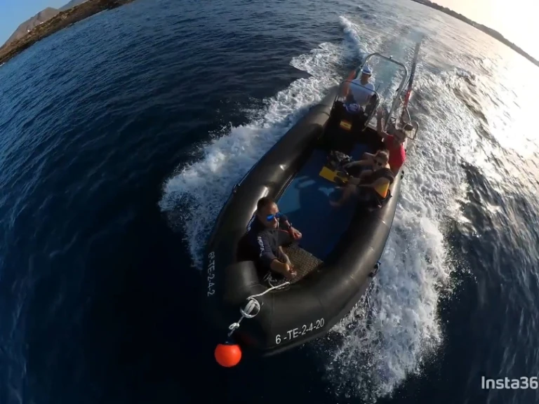 Location Semi-rigide à Las Galletas - Zodiac Explorer 640