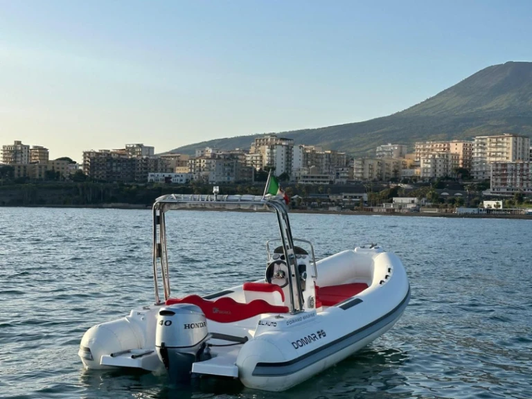 Location bateau Torre Annunziata pas cher F6