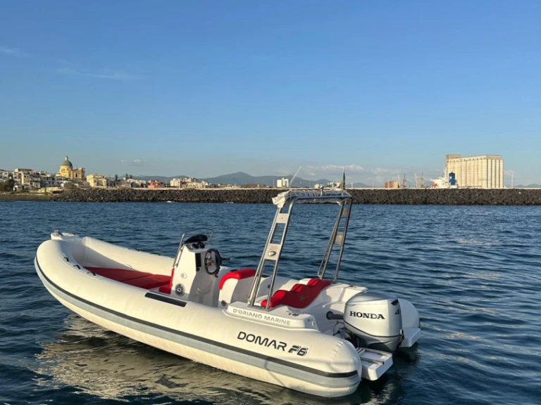 Louez un DOMAR F6 à Torre Annunziata