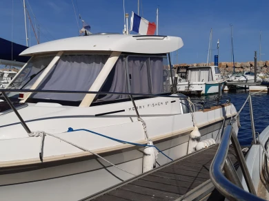 Yacht charter France cheap Merry Fisher 650
