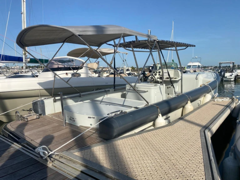 Location Bateau à moteur à La Rochelle - STS Expression 29