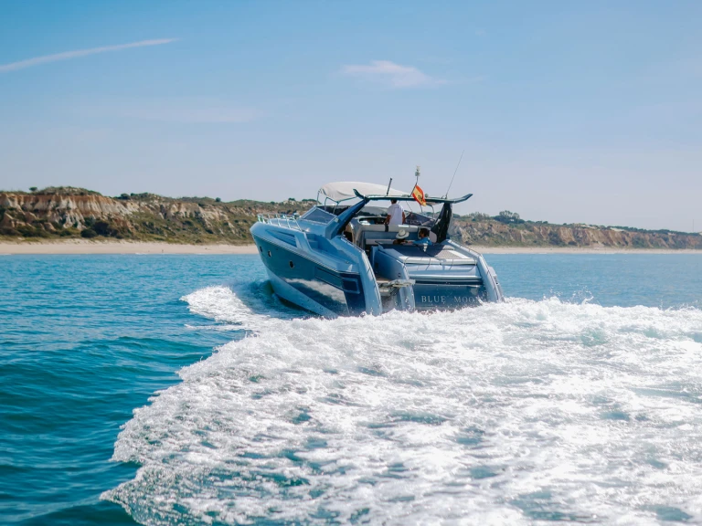 Louer Yacht avec ou sans skipper Sunseeker à Espagne