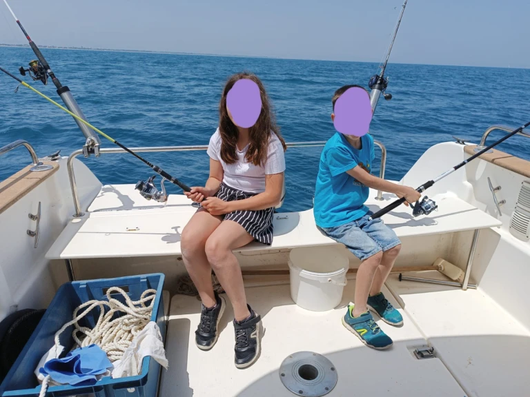 Louez un Jeanneau Merry Fisher 650 à France