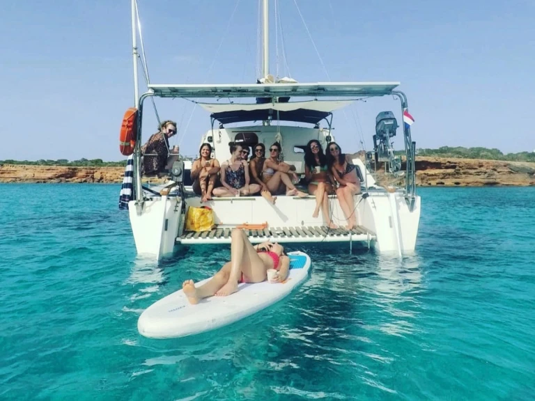 Catamaran à louer à La Savina au meilleur prix