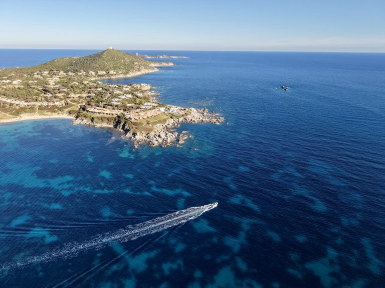 Location bateau Villasimius pas cher Salpa Soleil 18