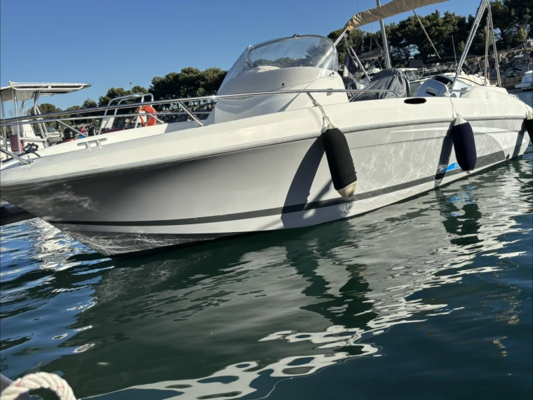 Location bateau Bénéteau Flyer 650 Open à Marseille sur Samboat