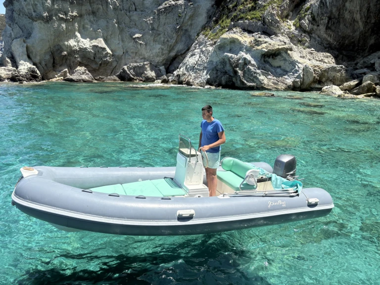 Location Semi-rigide Joker Boat avec permis