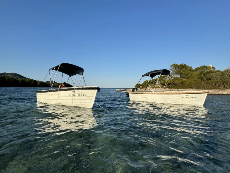 Location bateau Silver yaths Silver 495 à Calp / Calpe sur Samboat