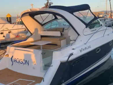 Louer Bateau à moteur avec ou sans skipper Fairline à Portonovo
