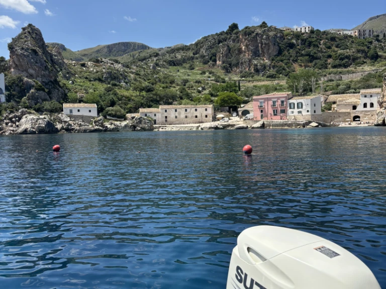 Louer Bateau à moteur avec ou sans skipper Italmar à San Vito Lo Capo