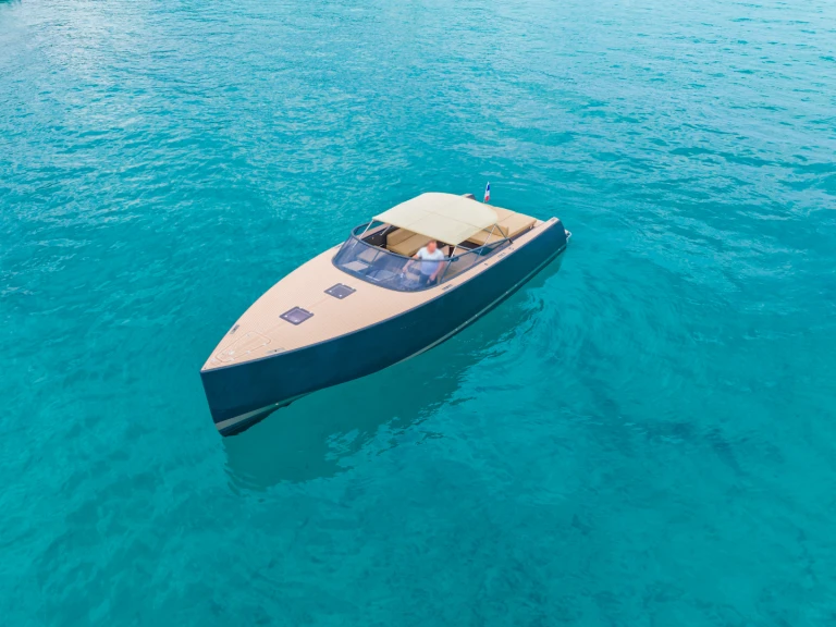 Location bateau VanDutch VanDutch 40 à Cannes sur Samboat