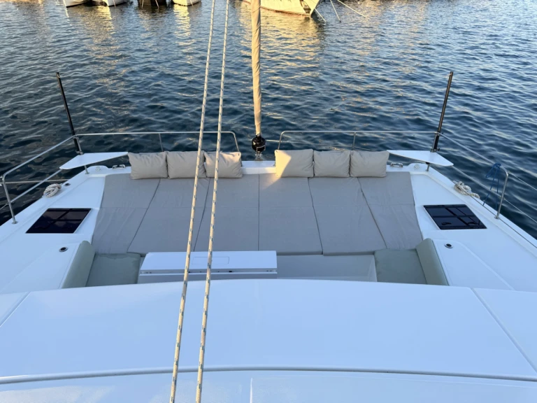 Location Catamaran à Néa Péramos - Bali Bali 4.8 (5+1 cab)