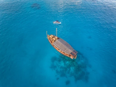 Wynajmij  Dhoni 6 pax w Malé
