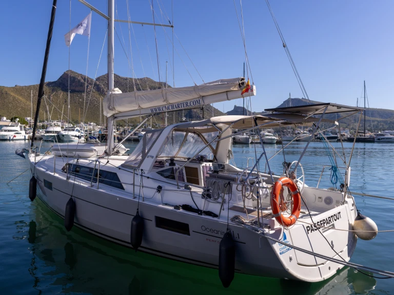 Location à Port de Pollença - Bénéteau Oceanis 41.1 Perfomance sur SamBoat