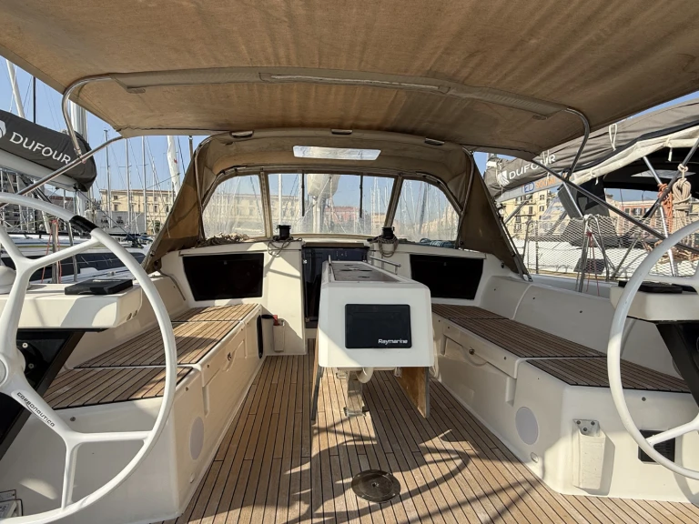 Louez un Dufour Dufour 430 Grand Large à Procida