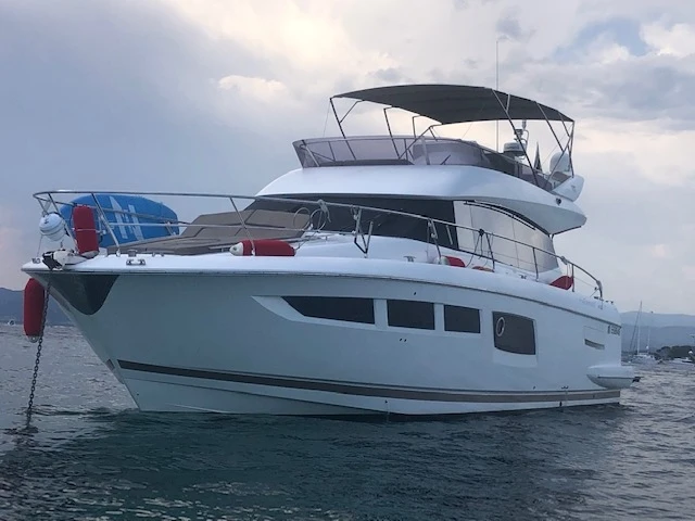 Location Yacht à Cannes - Prestige Prestige 500 Fly