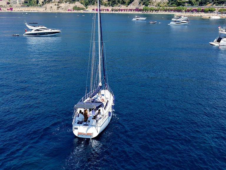 Location à Saint-Jean-Cap-Ferrat - Yachting-France 10.40 MS sur SamBoat